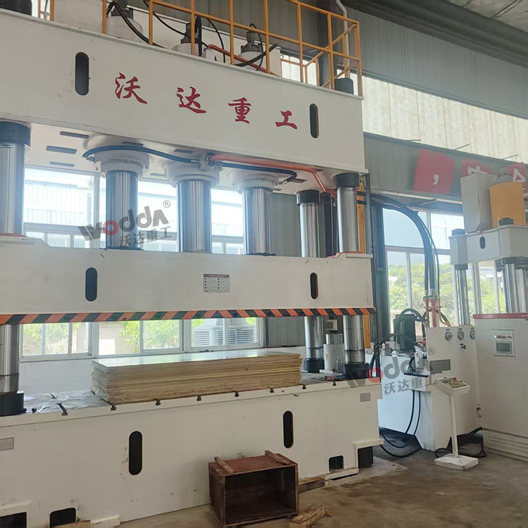800噸三缸液壓機